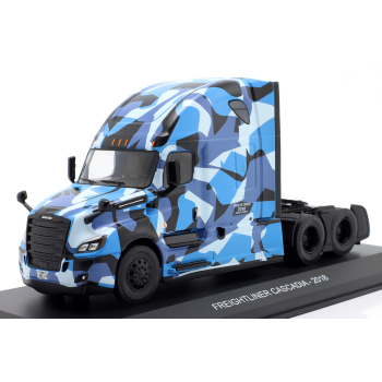 Freightliner Cascadia blue camouflage 2018 - skala 1:43 - Hachette